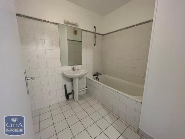 Appartement à louer 3 pièces 68.86m² Lyon (69003)