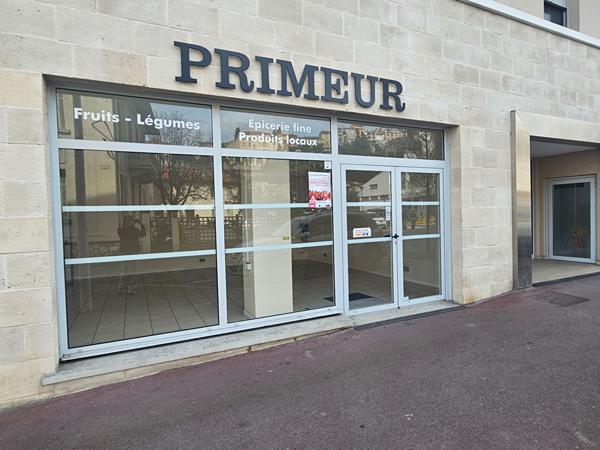 Local commercial Cagnes Sur Mer 2 pièce(s) 69 m2