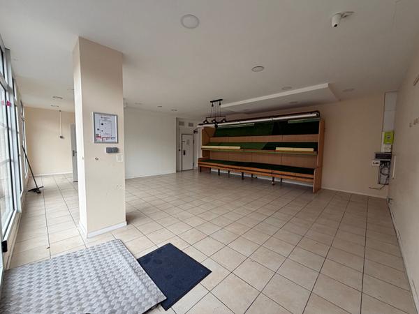 Local commercial Cagnes Sur Mer 2 pièce(s) 69 m2