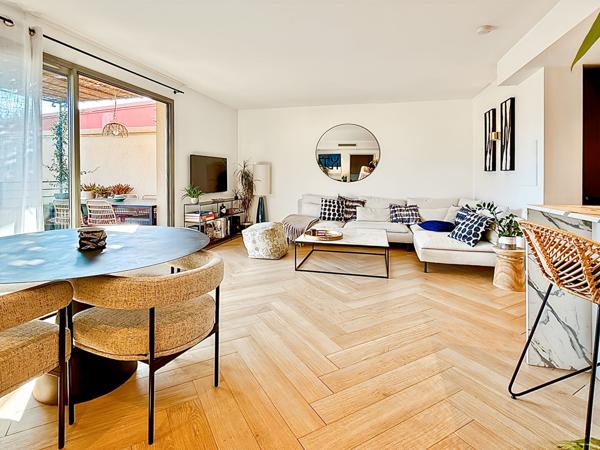 Appartement Mougins 3 pièces terrasse piscine parking