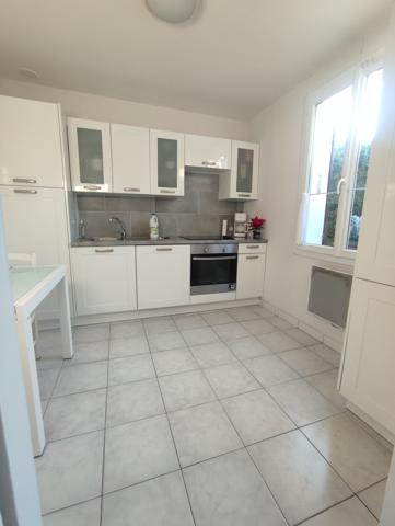 BIEN RARE À ORLY – Maison de plain-pied avec accès direct au Trou à Glaise