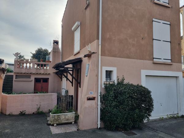 Puget-sur-Argens Maison individuelle T4 100 m² Garage/Cave/Jardin