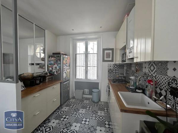 Appartement à louer 6 pièces 121.6m² Versailles (78000)