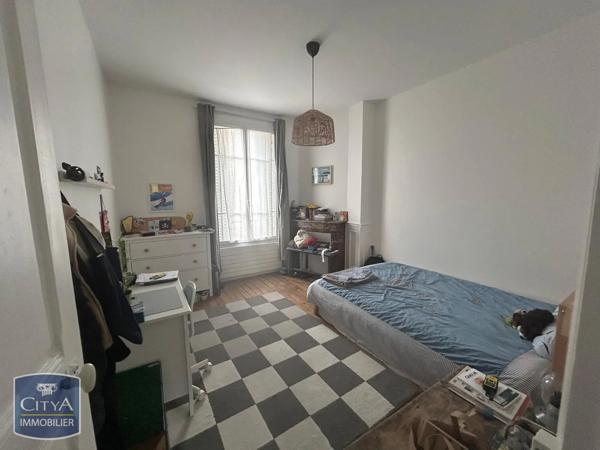 Appartement à louer 6 pièces 121.6m² Versailles (78000)