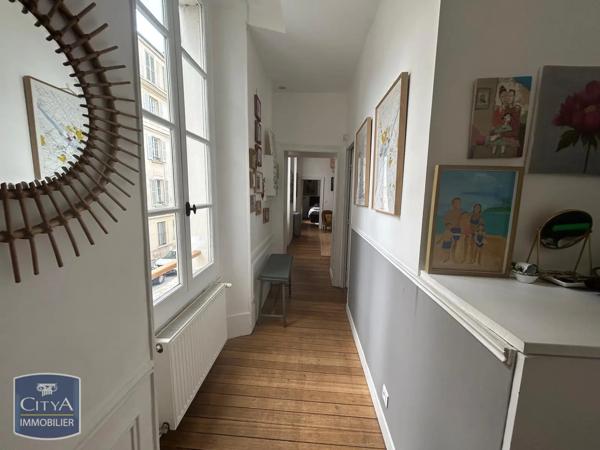 Appartement à louer 6 pièces 121.6m² Versailles (78000)