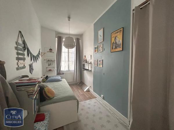 Appartement à louer 6 pièces 121.6m² Versailles (78000)
