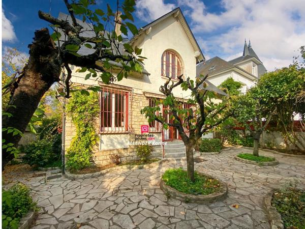 Maison Sens 8 pièce(s) 263 m2