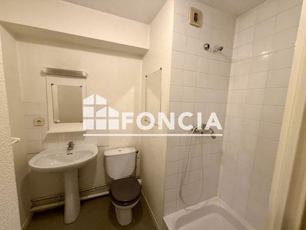 Location Studio 20.66 m² - LES TAMARIS Villeurbanne 69100