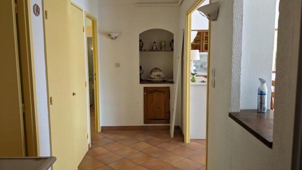 Appartement 81m2 à vendre 4 pièces avec balcon filant 10m2 DRAGUIGNAN (83)