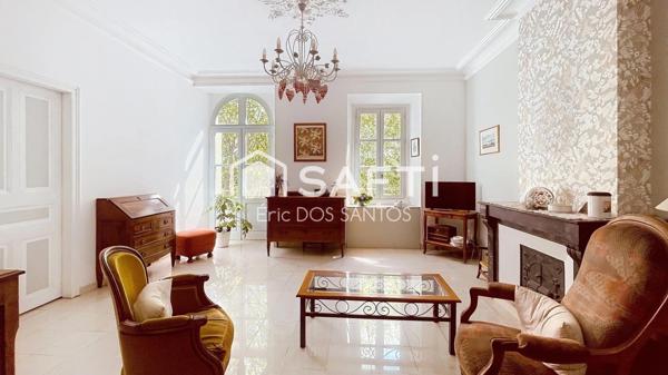 Spacieux appartement centre Alès, charme et potentiel