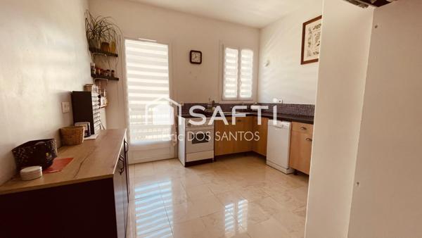 Spacieux appartement centre Alès, charme et potentiel