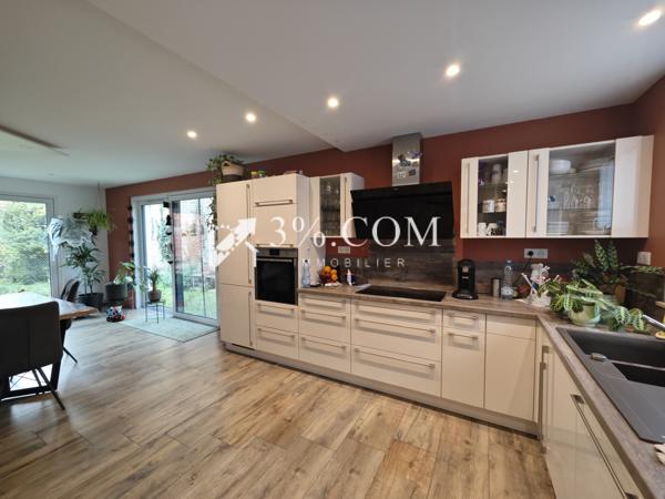 Maison 6 pièce(s) 4 chambre(s) 160 m²