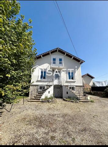 Majestueuse maison dans un secteur pavillonnaire proche des écoles et commerces