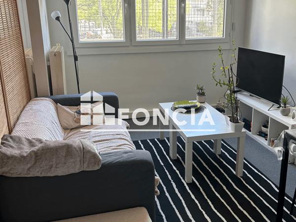 Location Appartement meublé 2 pièces 40.3 m² - 248 AVENUE DE GRAMMONT Tours 37000