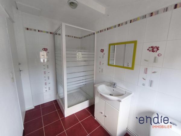 Maison 2 chambres et cour