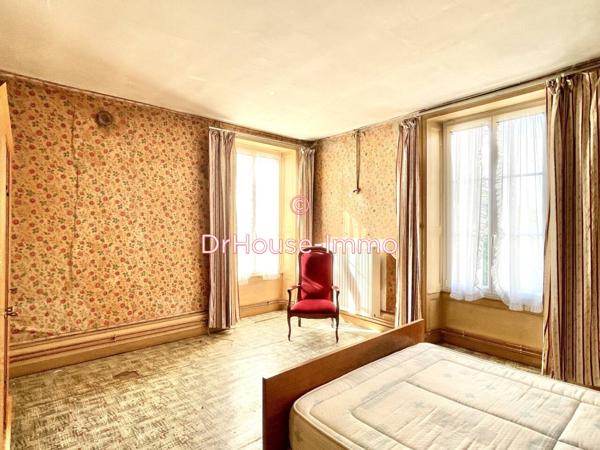 Immeuble à vendre 9 pièces de 310 m²