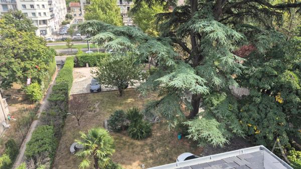 Appartement Grenoble 2 pièce(s) 63.57 m2