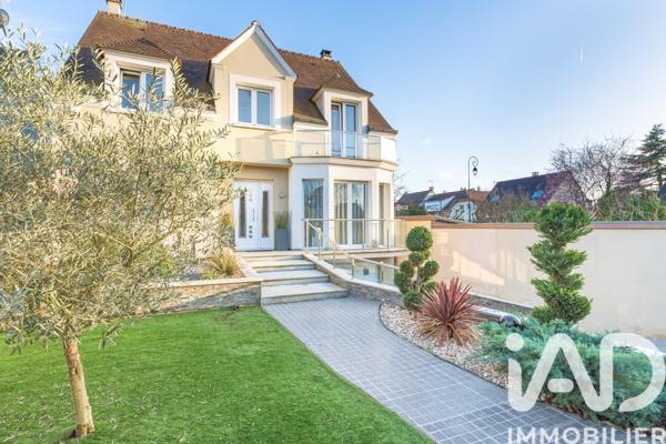 Maison à vendre 6 pièces 155 m² Le Plessis-Trévise