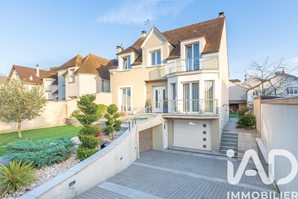 Maison à vendre 6 pièces 155 m² Le Plessis-Trévise