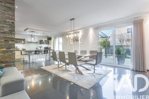 Maison à vendre 6 pièces 155 m² Le Plessis-Trévise