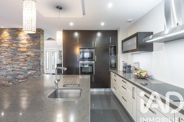 Maison à vendre 6 pièces 155 m² Le Plessis-Trévise