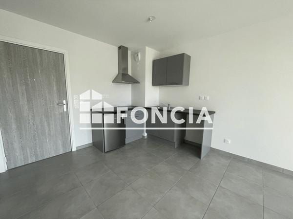 Location Appartement 2 pièces 40.45 m² - 44 B BLD HENRI BAZIN Chenove 21300