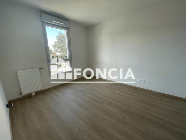 Location Appartement 2 pièces 40.45 m² - 44 B BLD HENRI BAZIN Chenove 21300
