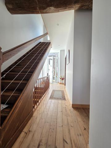 Maison à AULNAY, 17470 - 7 pièces 194m²