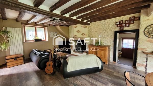 Maison de caractère 3chambres, grand terrain vue sur la riviere