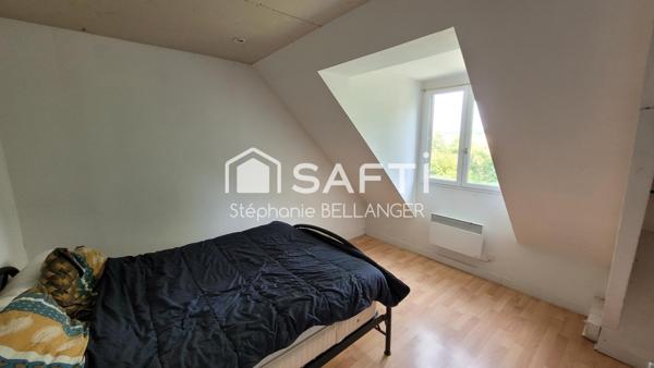 Maison de caractère 3chambres, grand terrain vue sur la riviere