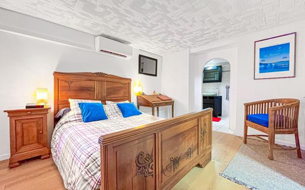 Maison à vendre    5 pièces • 126 m2 Nice