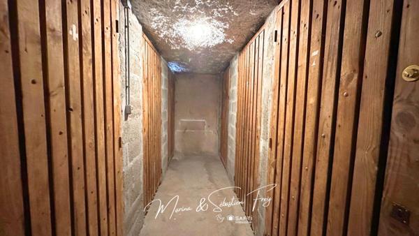 Appartement avec vue dégagée, parking et box