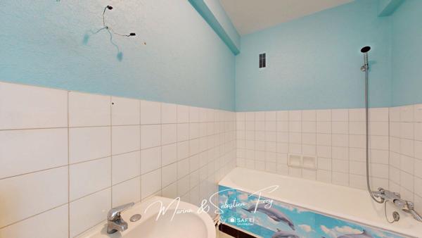 Appartement avec vue dégagée, parking et box