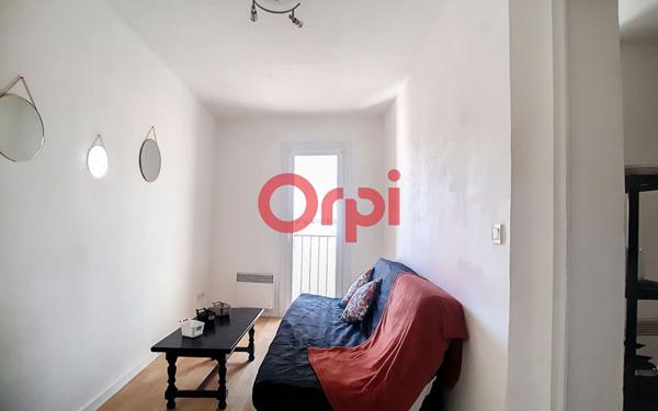 Appartement à louer    1 pièce •  Prades