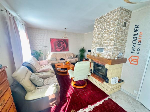 Maison familiale avec beau potentiel d’aménagement