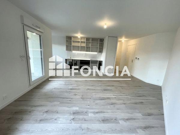 Location Appartement 3 pièces 67.5 m² - 67 AVENUE MICHELET St Ouen 93400