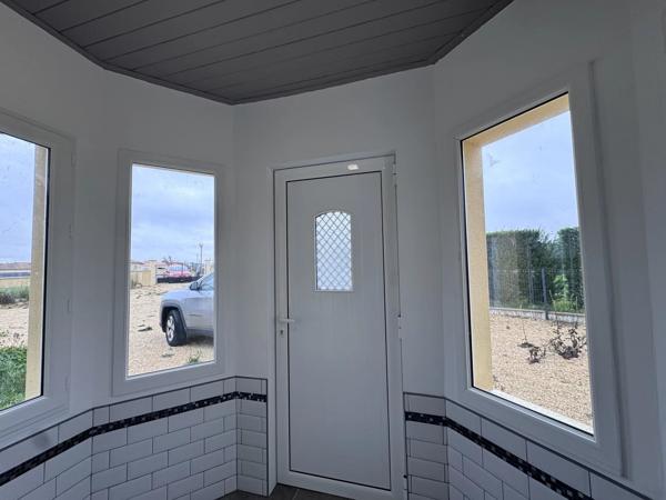 Nouveau pavillon près de Civray