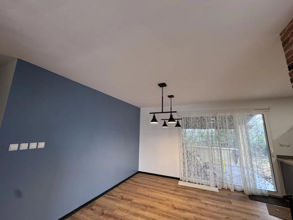 Nouveau pavillon près de Civray