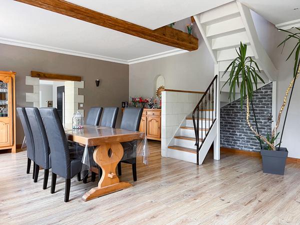 Maison Rives Du Loir En Anjou 8 pièce(s) 197 m2