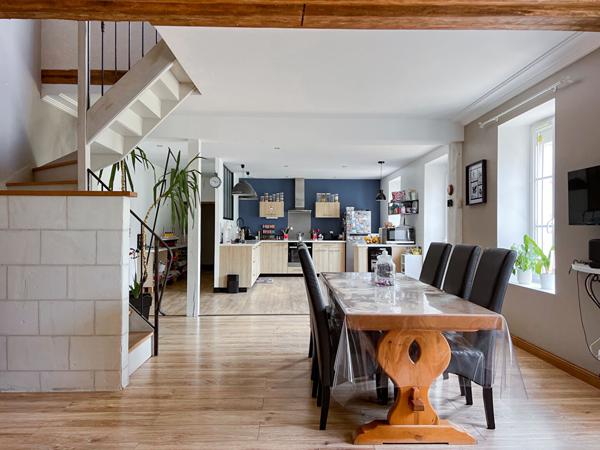 Maison Rives Du Loir En Anjou 8 pièce(s) 197 m2