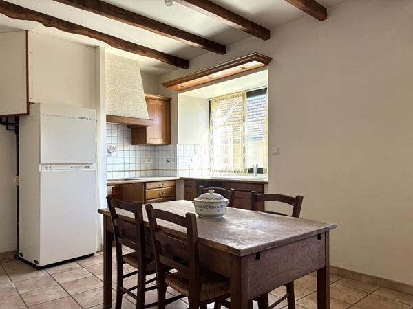 Maison de village avec dépendance et terrain