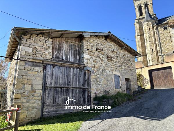 Maison de village avec dépendance et terrain
