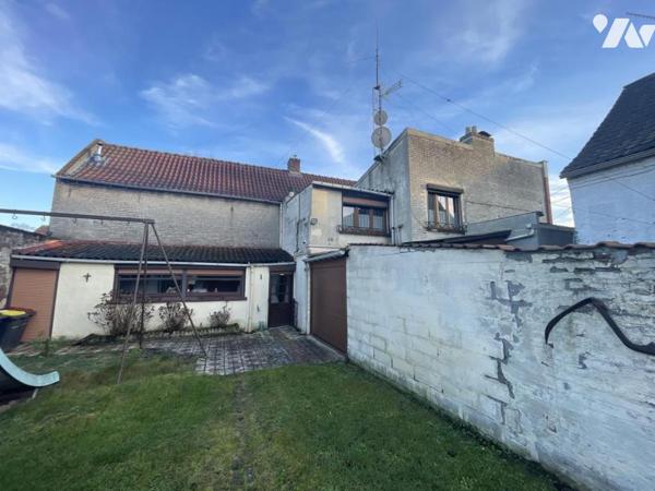 MAISON DE 97 m2 3 CHAMBRES JARDIN GARAGE