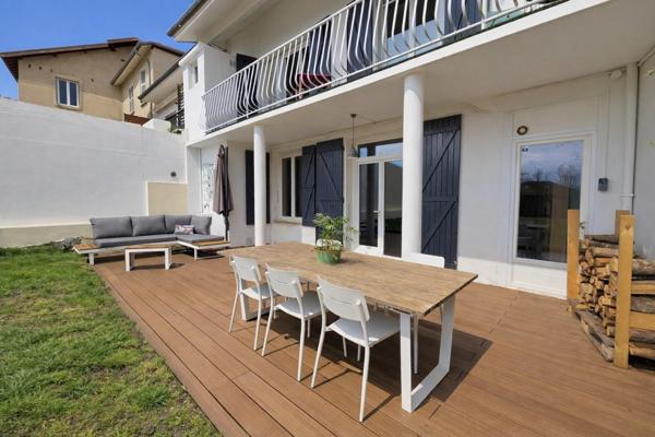MOIRANS – Centre-ville – Maison de ville  de 170m² avec jardin et vue montagnes
