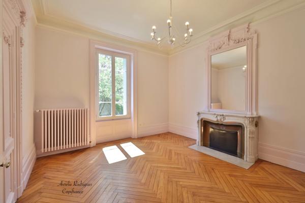 Propriete à vendre 14 pièces BOURG EN BRESSE (01)