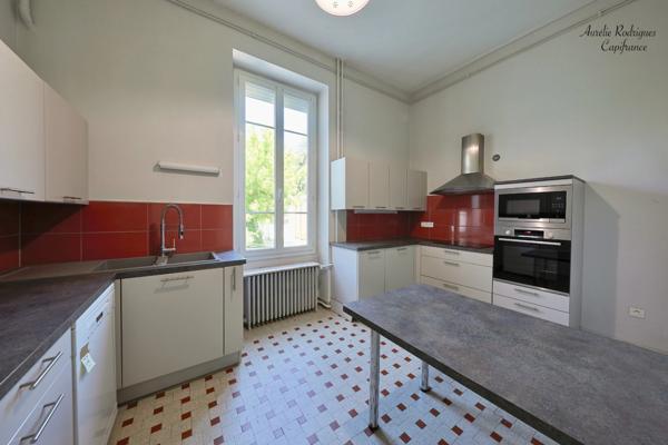 Propriete à vendre 14 pièces BOURG EN BRESSE (01)