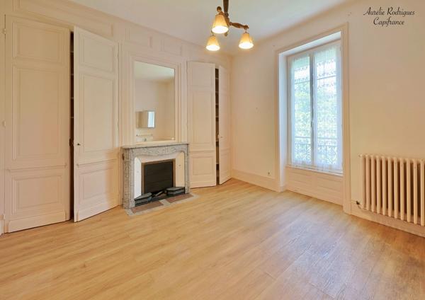 Propriete à vendre 14 pièces BOURG EN BRESSE (01)