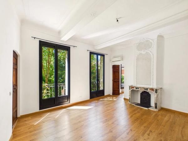 Aix-en-Provence – Centre historique Élégant appartement T3 de 85 m² au charme de l'ancien