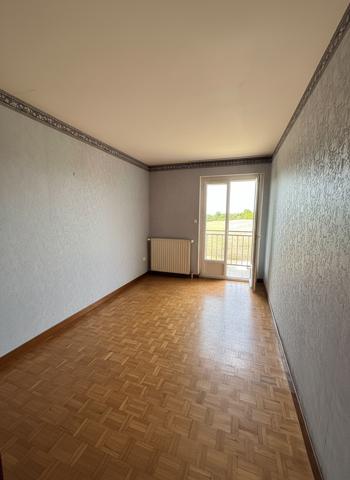 MAISON 100 m² AVEC JARDIN CLOS ET PUITS