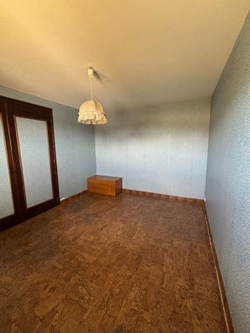 MAISON 100 m² AVEC JARDIN CLOS ET PUITS